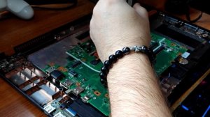 Обслуживания ноутбука  asus vivobook 17 . Замена HDD на SSD . Ремо?