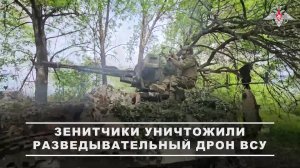 Военнослужащие расчета ЗУ-23-2 на базе многоцелевого тягача 90-й гвардейской танковой дивизии гру...