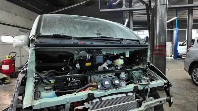 Что это на Чайнамон ? | Замена пусковой АКБ на Baojun Kiwi EV смотреть онлайн