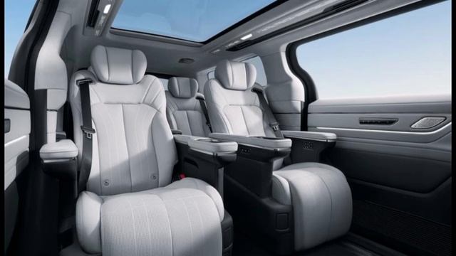 Новый вэн Geely Galaxy 2025 в стиле Hyundai Staria: первые фото