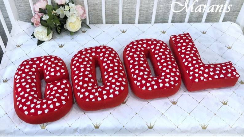 Буквы подушки смотреть онлайн