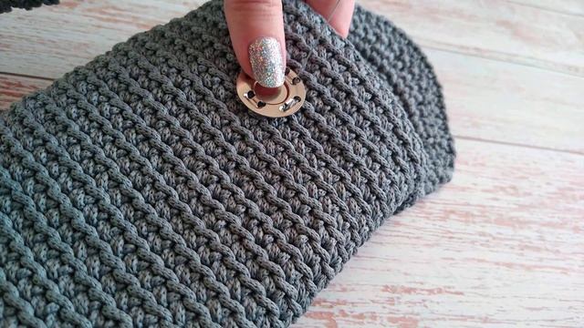 Пришиваю магнитную кнопку к сумочке для телефона смотреть онлайн