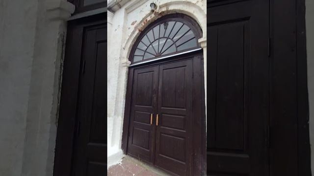 Церковь Благовещения Пресвятой Богородицы в селе Аббакумцево и усыпальница Некрасовых