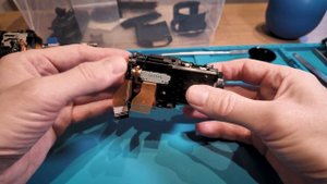 Panasonic HC VXF1 - ремонт и сборка камеры.