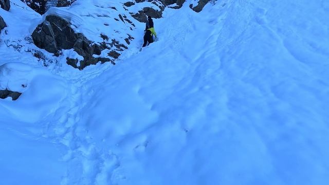 Зимний поход на Чёрный водопад. 22.12.24 смотреть онлайн