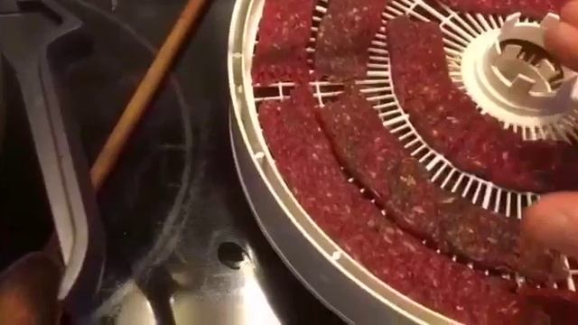 Jerky из оленины с чем их едят смотреть онлайн