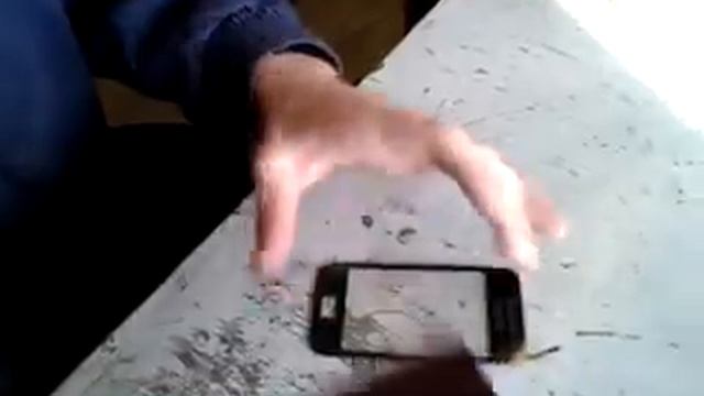 Испытание дисплея Galaxy Ace ЖЕСТЬ смотреть до конца!!! смотреть онлайн