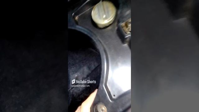 скутер Racer Taurus сделали крышку. сиденье. все работает, закрывается хорошо. замка. отлично.mp4