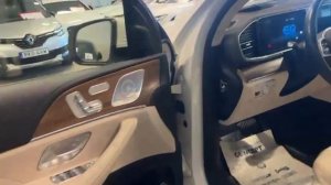 Показ Mercedes-Benz GLE