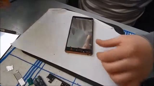 Sony Xperia Z3 D6603 - Замена модульного дисплея (LCD). смотреть онлайн