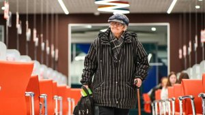 Средние выплаты работающим пенсионерам выросли на 150 рублей