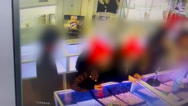 Как работают карманники: кража в Астане попала на виде смотреть онлайн