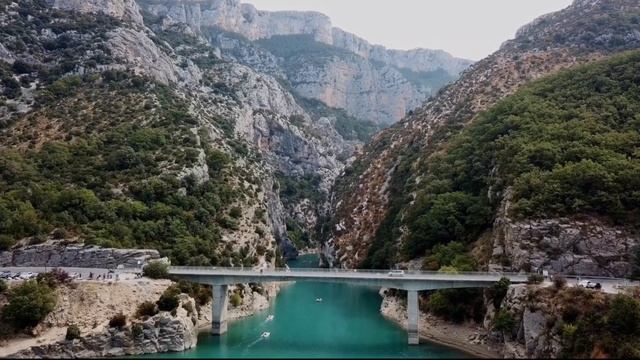 Франция | Озеро Святого Креста смотреть онлайн