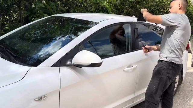 Вскрытие Hyundai Elantra 2019 года если сел АКБ смотреть онлайн