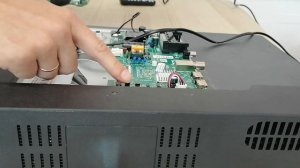 Телевизор не включается после скачка напряжения. Как ?