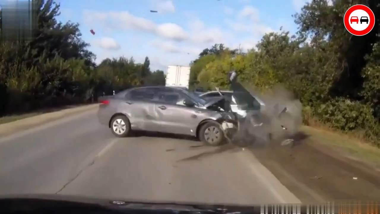 ТАКОГО ВРАГУ НЕ ПОЖЕЛАЕШЬ!!! Самые нелепые аварии и ДТП снятые на камеру. Беспредельщики на дороге.
