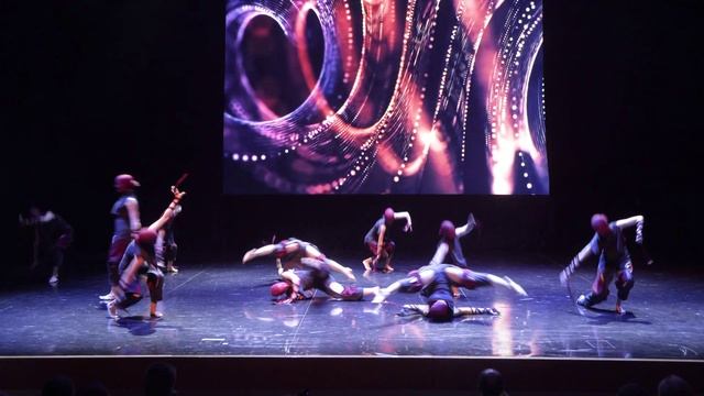 пунктирная стрела смотреть онлайн