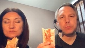 ASMR ИТИНГ. КУШАЕМ ШАУРМУ