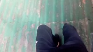 Крутые трюки паркура,  залезли на высоту (*´﹃｀*)