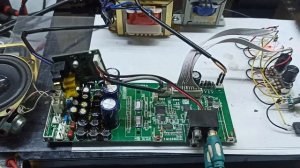 Ремонт платы Edifier R2700 для Владимира.