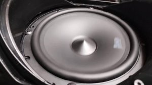 Акустика AMP Mass 6.5 в портативной колонке