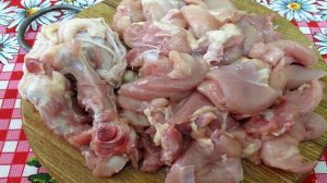 Шампиньоны с курицей в сметанном соусе