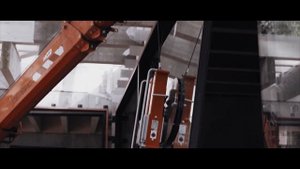 Установка оконных конструкций Sky-Frame.