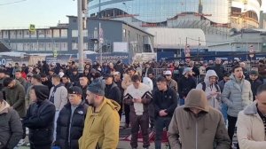 УРАЗА БАЙРАМ 2025 МОСКВА🌙 Соборная мечеть. Люди собира?