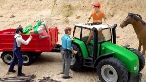 Спасите трактор от угонщика автомобилей и строительную технику