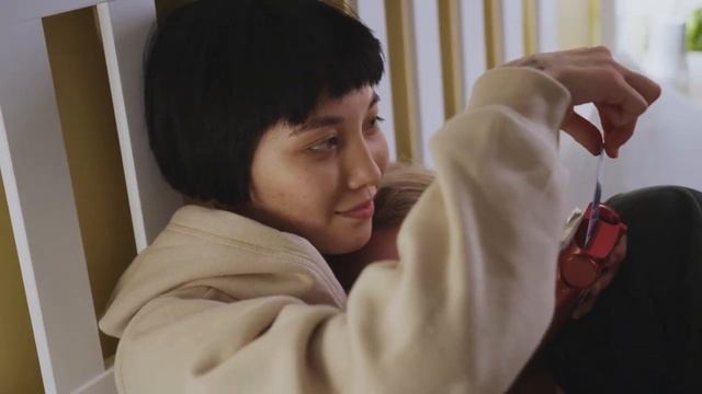 AISA - Фотография на экране смотреть онлайн