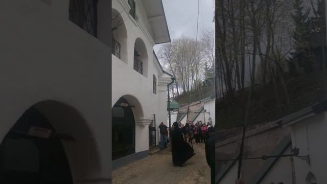 Печоры монастырь, праздничный звон. смотреть онлайн