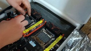 Распаковка Huananzhi X99 F8D PLUS