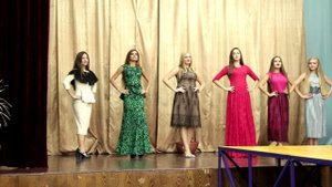 Показ платьев из коллекций Woman soul и woman delight
