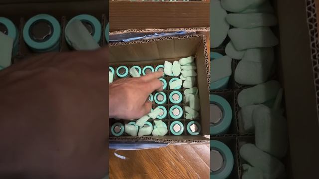 Только отдал свои банки как заказали необычную акб на смотреть онлайн