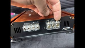 Установил моноблок Dl audio Barracuda 1.900 V.2 и сабвуфер Anaconda 12 ki