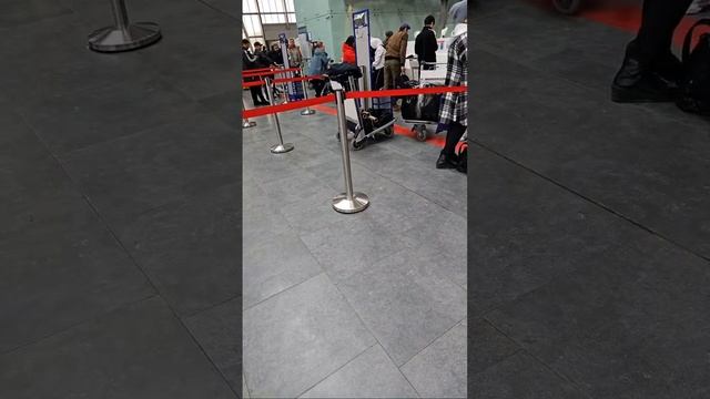 РОССИЯ УЗБЕКИСТАН 🇷🇺 🇺🇿 КЕТИШ✈️🚗✈️✈️ АЭРОПОРТ НИМА ВАЗИЯТЛАР❓️АЭРОПОРТ РЕЙСЛАР РЕДКО ОТМЕНА❌️⚡️😱🔥🧳❓