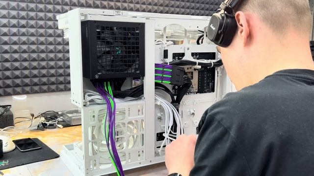 Сборка в корпусе от Geometric Future Model 5 White. Переносим внутр? смотреть онлайн