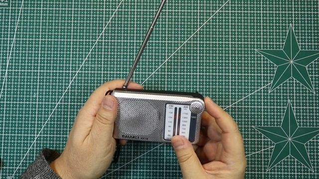 Портативный FM AM радиоприемник BAIJIALI KK18 смотреть онлайн