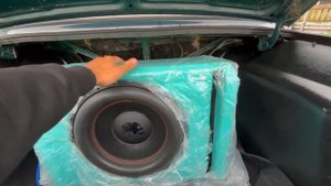 УСТАНОВИЛ  Активный сабвуфер DL Audio Piranha 15A Marine V. В ВАЗ 2105