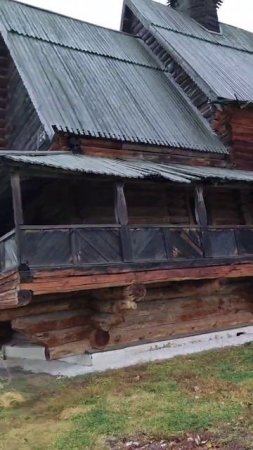 Никольская деревянная церковь на территории Суздальского Кремля