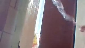 Делаю пранк над верочкой розочкой  . С скотчем 😄😄😄😄😄