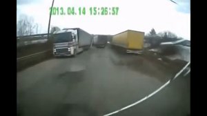 Вот зачем дальнобойщикам нужна рация