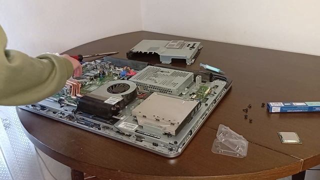 Как поменять процессор на ПК или Моноблоке | Fiks Studios смотреть онлайн