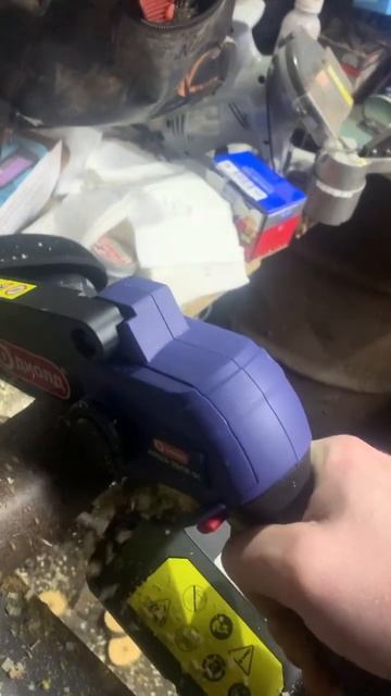 Аккумуляторная пила ДИОЛД смотреть онлайн