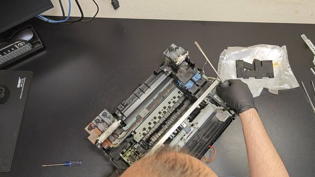 Canon G2411 чистка абсорбера / памперса смотреть онлайн