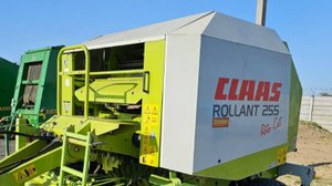 Пресс-подборщик class rollant 255 RotoCut  прокрутка