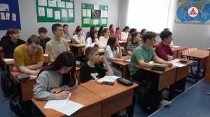 Школьники наших городов сдают итоговые экзамены