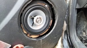 Замена штатных динамиков в Lada Granta на DL Audio Gryphon PRO 130