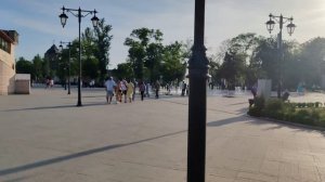 В Евпатории уже лето - прогулка по городу. От набережной к площади