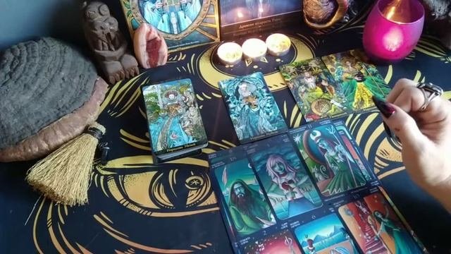 Четыре королевы, кто ты? Что по судьбе. Таро онлайн расклад